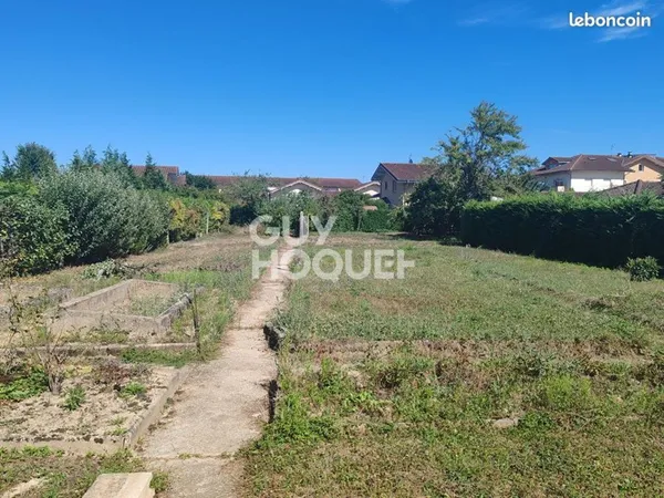 Terrain 868 m² SAINT DENIS LES BOURG