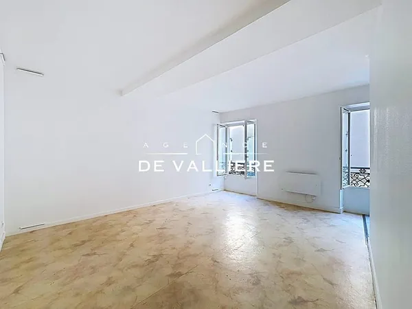 RUEIL-MALMAISON - Centre-ville - Studio 24.19 m2
