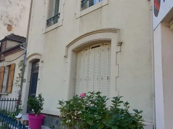 Maison 7 pièces 180 m²