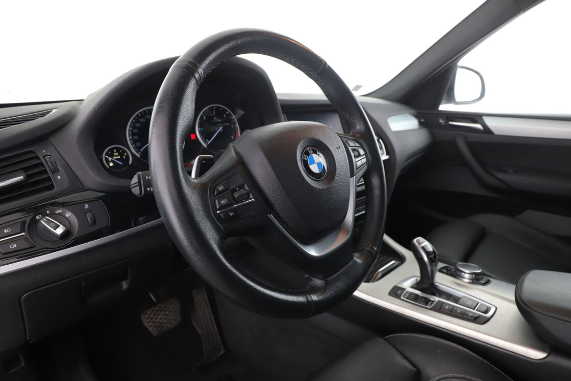 BMW X3 xDrive30dA xLine — photo 10
