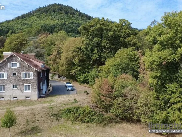 Maison 12 pièces 250 m²
