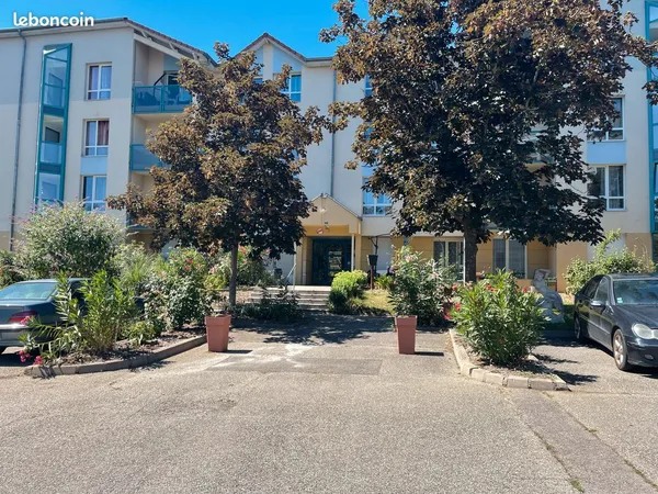 Studio à louer à ETUDIANT