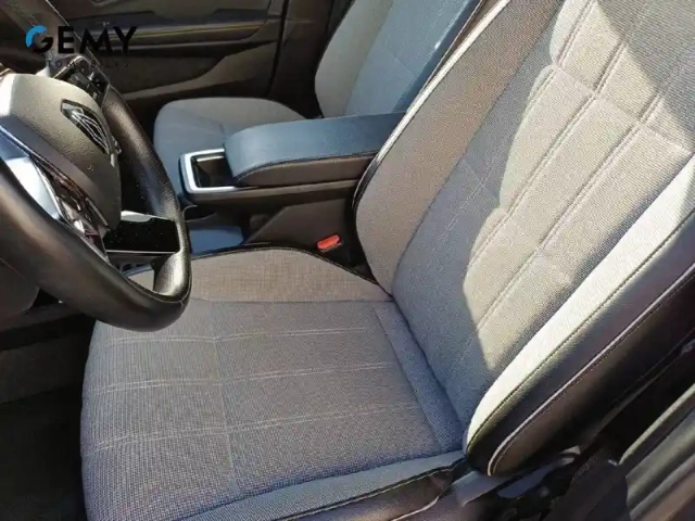 Renault Megane e-tech ev60 220 ch super charge — photo 9
