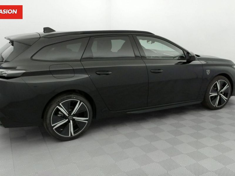 Peugeot 308 III 1.5 BlueHDi 130ch GT EAT8 — photo 33