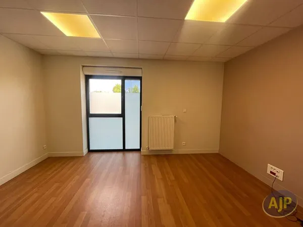 Bureau 22 m²
