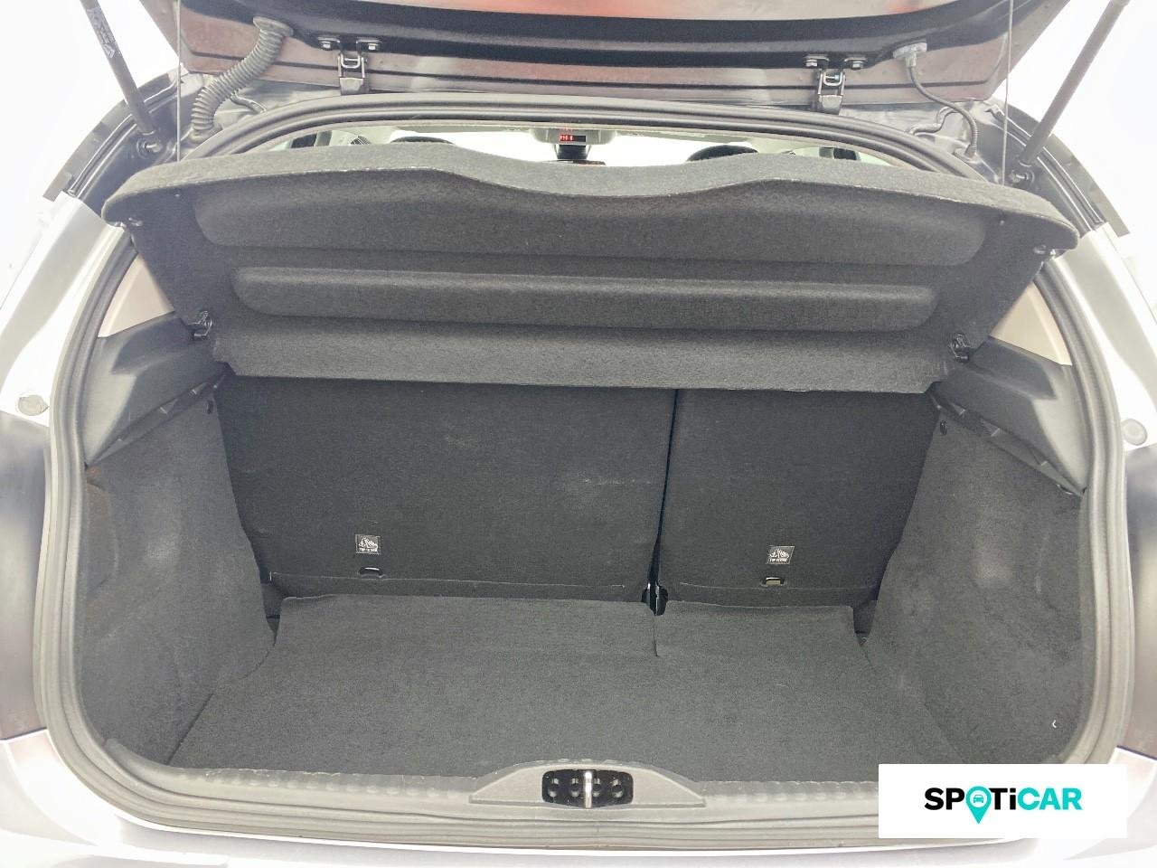 Citroën C3 1.2 puretech 83ch s&s shine — photo 6