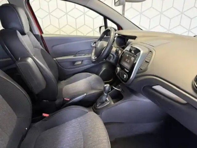 Renault Captur tce 150 fap edc — photo 54
