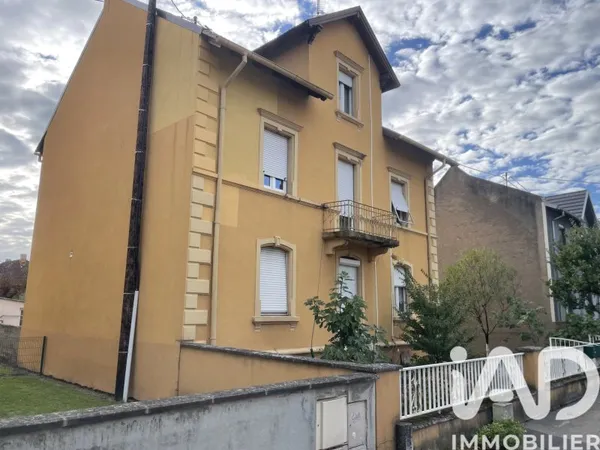 Ensemble immobilier 208 m²