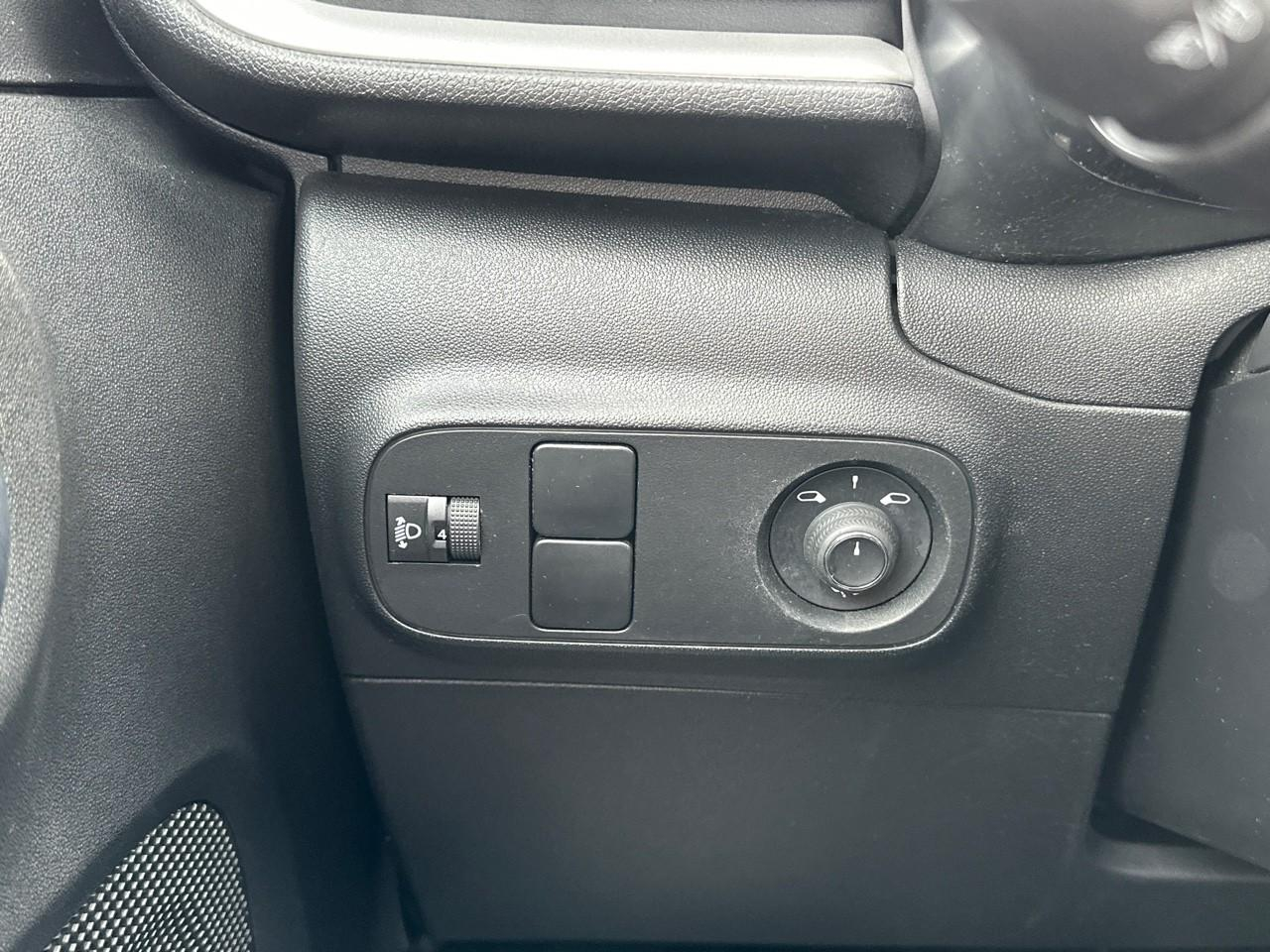 Citroën C3 bluehdi 100 bvm6 you — photo 16