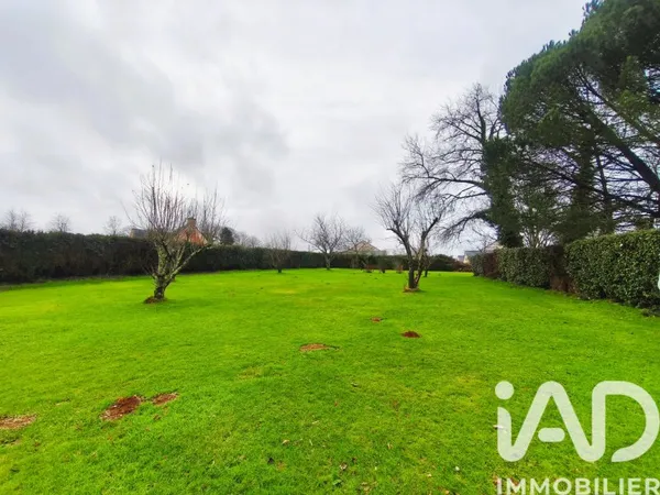 Terrain 2280 m²