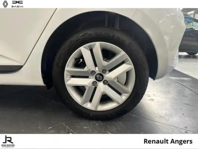 Renault Clio 1.0 tce 90ch evolution - 24 — photo 23