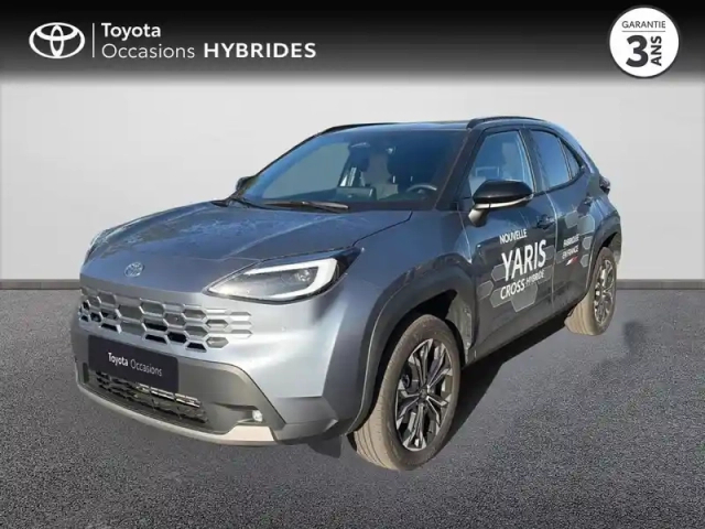 Toyota Yaris cross 130h design mc26