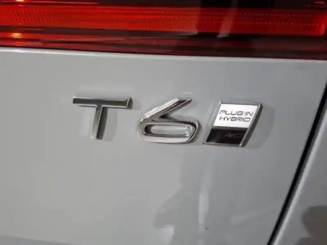 Volvo Xc60 t6 hybride rechargeable 350ch start geartronic 8 awd — photo 7