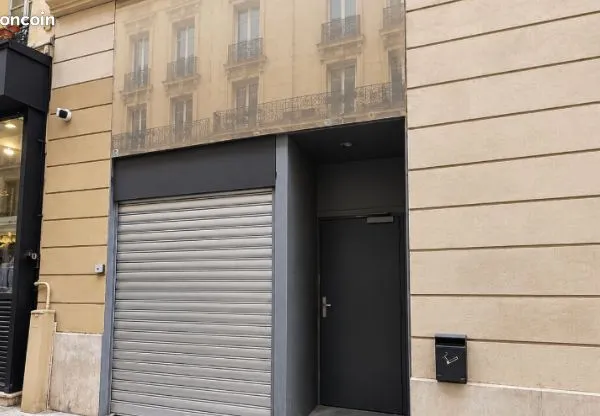 Mode 286 m² PARIS