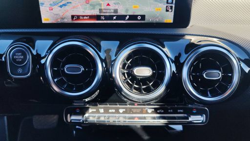Mercedes Classe CLA Shooting Brake 200 163 7G-DCT - Progressive Line – 2023 – 122578 km – Essence – Boîte Automatique — photo 4