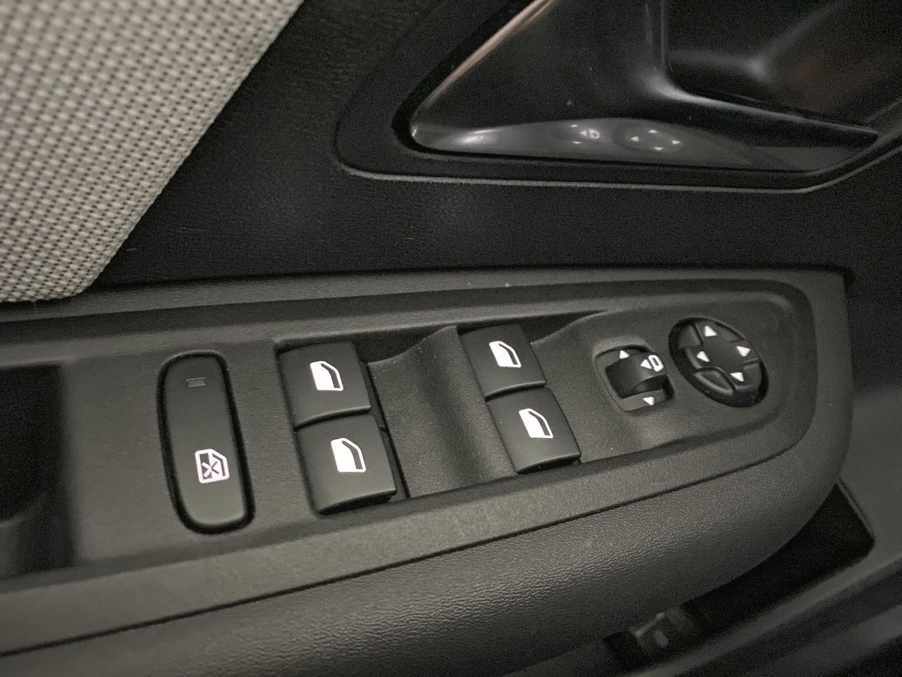 Citroën C4 hybride 136 e-dcs6 max — photo 19