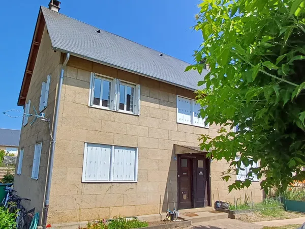 2 Appartements F4 Loués à Argentat-sur-Dordogne