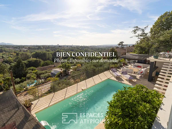 Exclusivité-Maison contemporaine à Allauch : piscine et vue imprenable