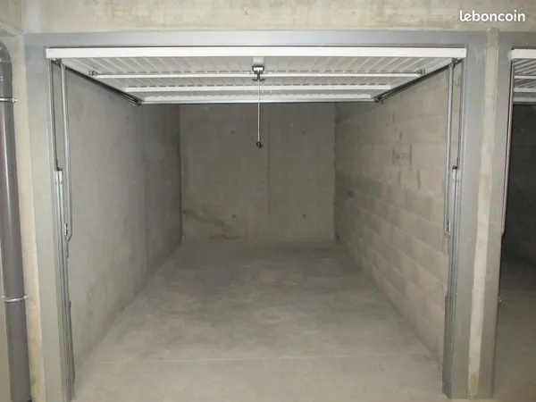 Garage à louer 13 m²