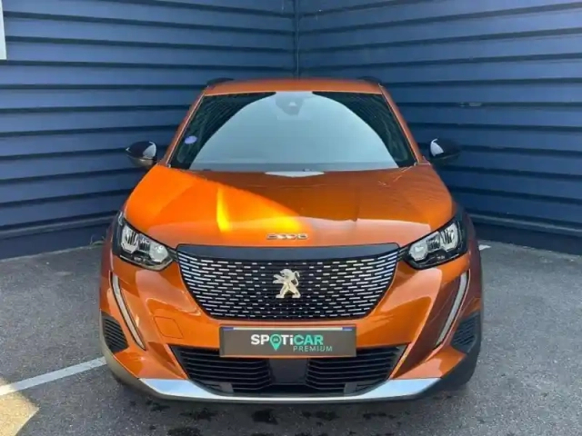 Peugeot 2008 1.2 puretech 130ch s&amp;s allure eat8 7cv — photo 2