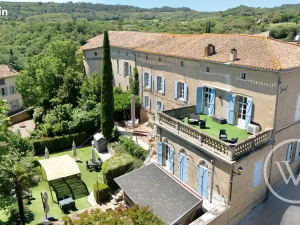 Maison 13 pièces 430 m²
