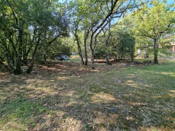 Terrain 1500 m²