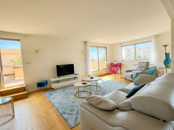 Appartement 5 pièces 157 m²