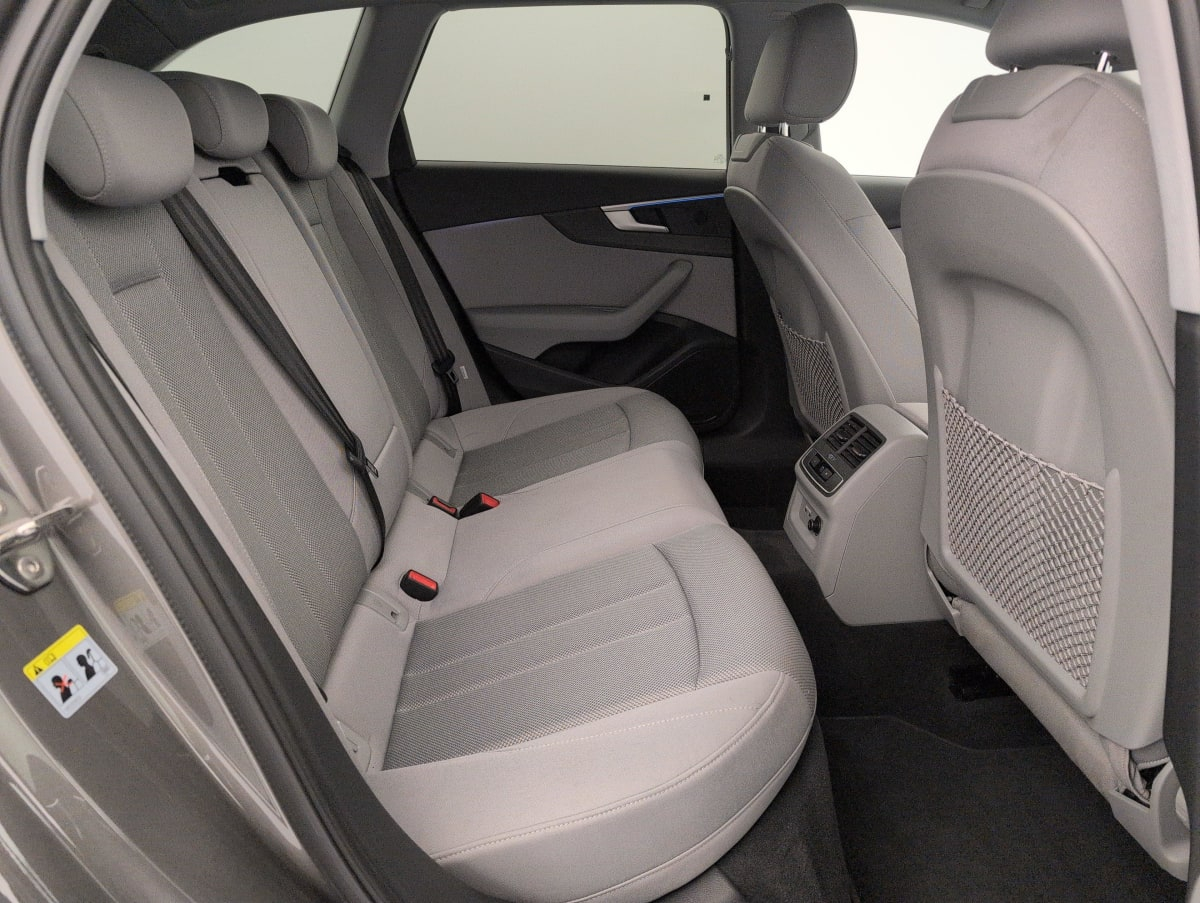 Audi A4 Allroad — photo 10