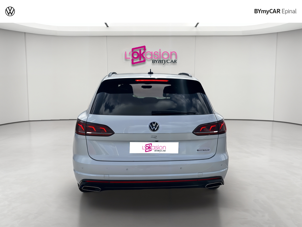 Volkswagen Touareg 3.0 TSI eHybrid 462 ch Tiptronic 8 4Motion — photo 4