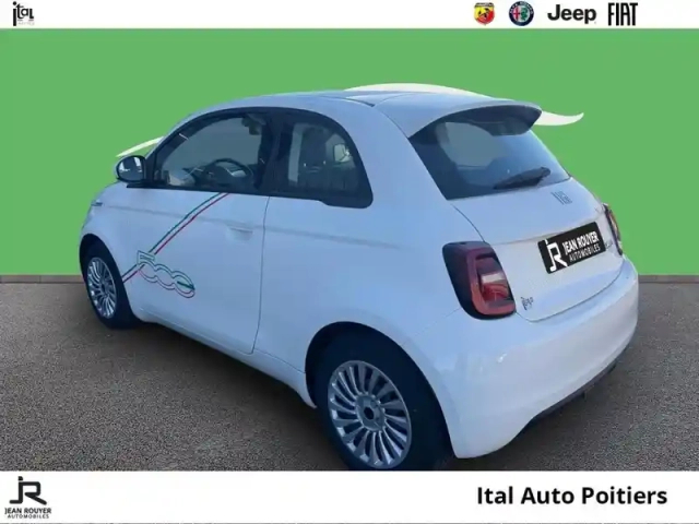 Fiat 500 e 95ch action plus — photo 22