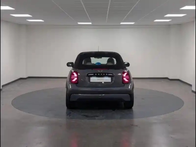 Mini Cooper cabrio s 204ch favoured dkg7 — photo 15