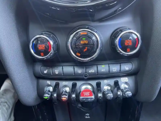 Mini Mini 5 portes cooper 136ch edition premium plus bva7 — photo 12