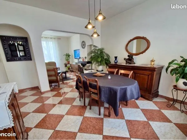 Maison T5 familiale - DRANCY - 150M²