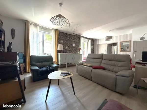 Maison 6 pièces 135 m²