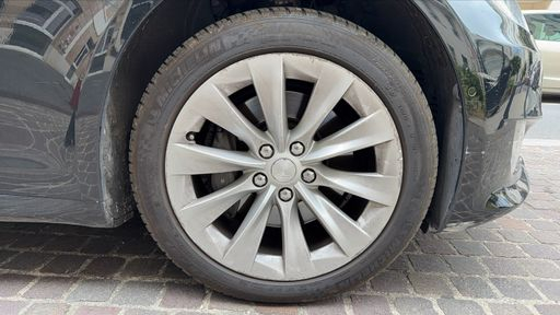 Tesla Model S AWD 100 kWh Dual Motor - Long Range – 2018 – 85187 km – Électrique – Boîte Automatique — photo 40