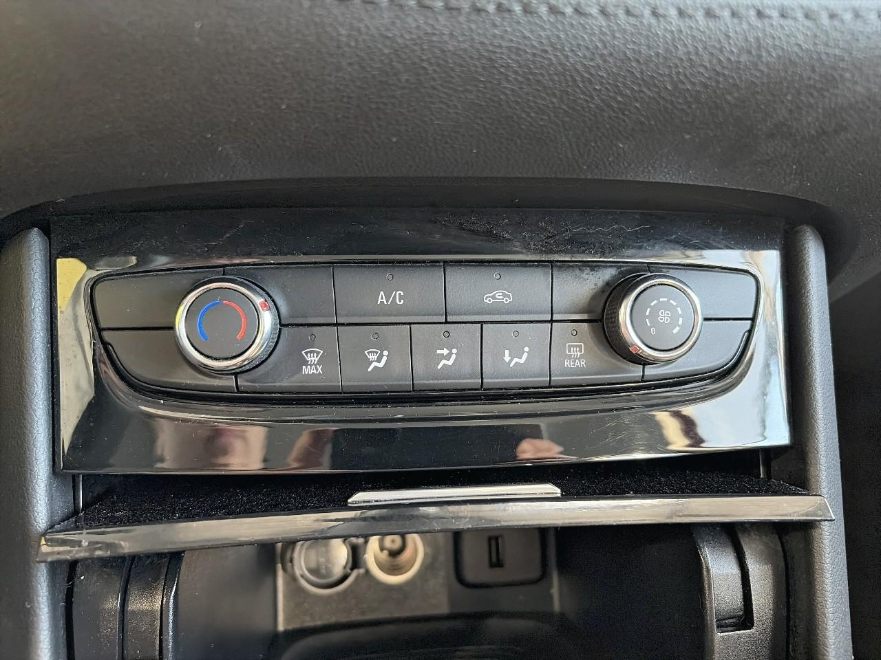 Opel Grandland x 1.2 turbo 130 ch edition — photo 19