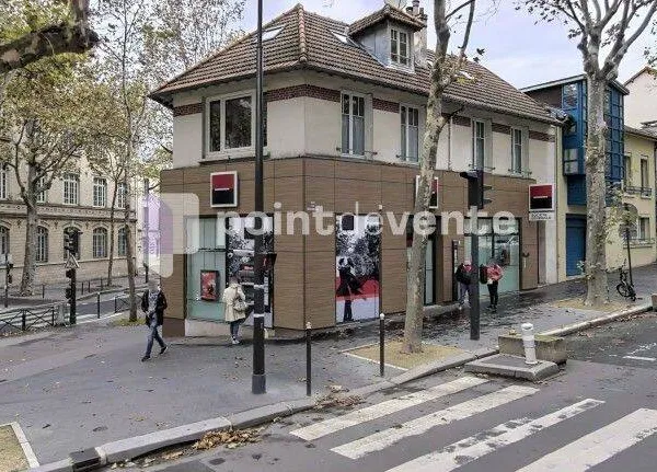 Local commercial 155 m²