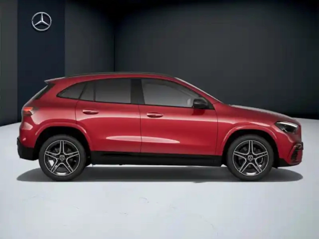 Mercedes Gla 200 d amg line — photo 6