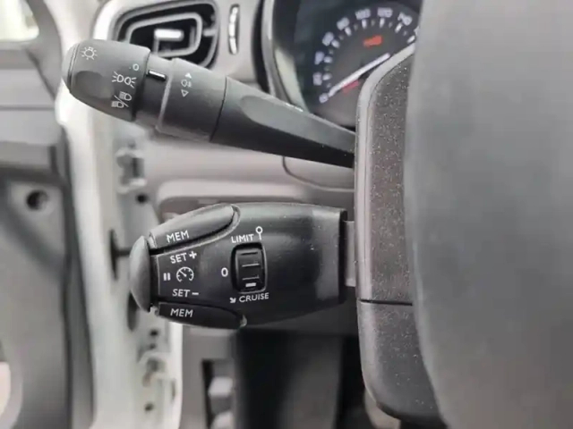 Citroën C3 puretech 83 s&amp;s bvm5 — photo 21