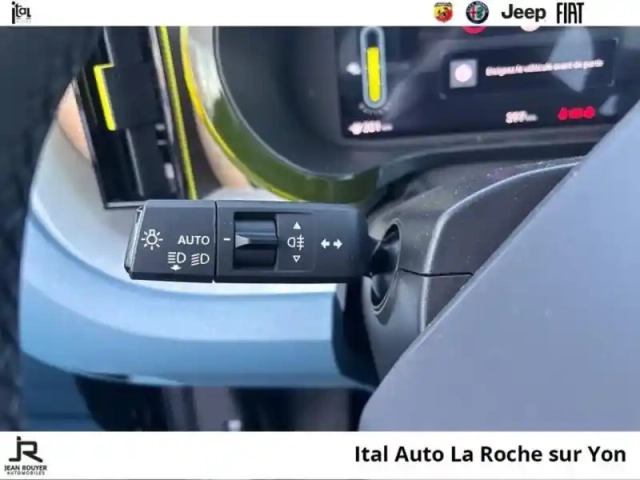 Fiat Panda grande  electrique 113ch la prima (prime cee de 3600? déduite) — photo 15