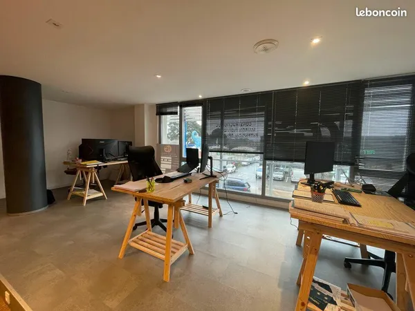 Bureaux 75 m²