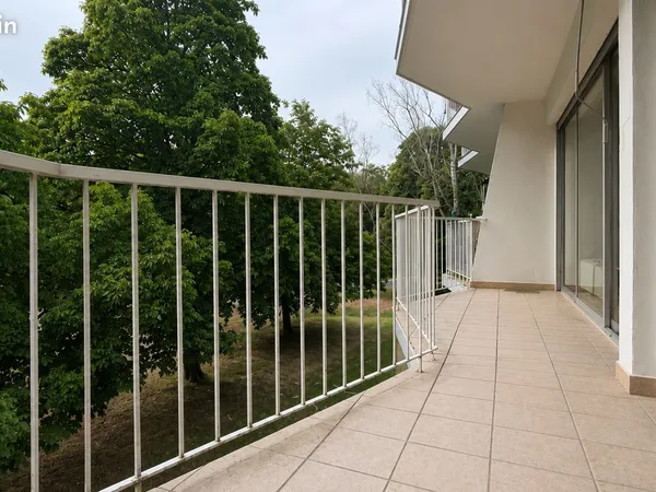 Illkirch - terrasse - t2 - lumineux - cave