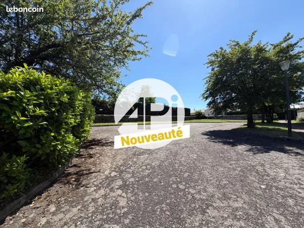 Terrain 514 m² Maclas