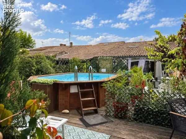 Grande maison en pierre de 386 m2 avec espace modulable 10 min de Langon