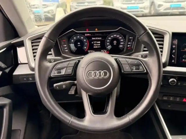 Audi A1 sportback 30 tfsi 116ch design luxe — photo 6