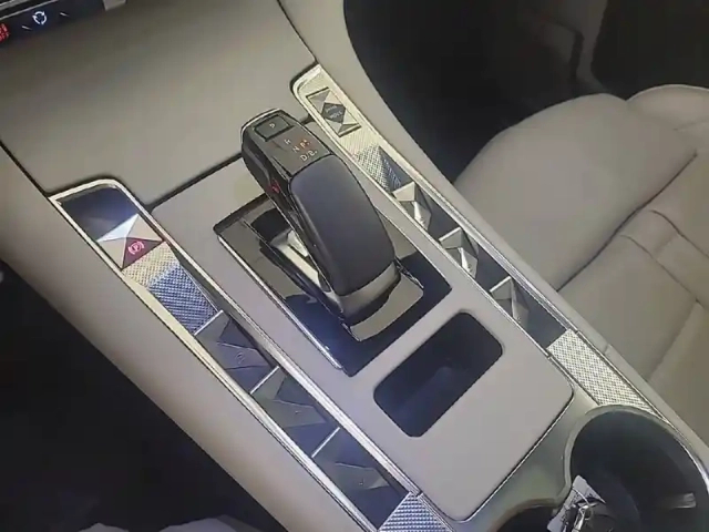 Ds Ds 7 hybride rechargeable e-tense 360 eat8 4x4 — photo 60