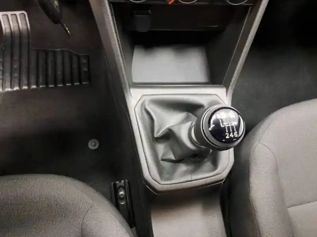 Dacia Jogger eco-g 100 5 places gsr2 — photo 35