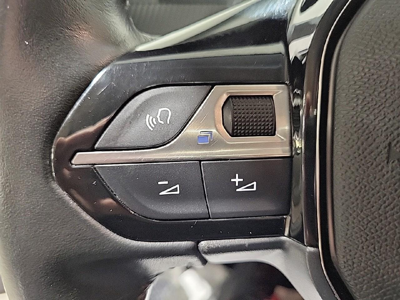 Peugeot 208 puretech 75 s&s bvm5 active business — photo 18