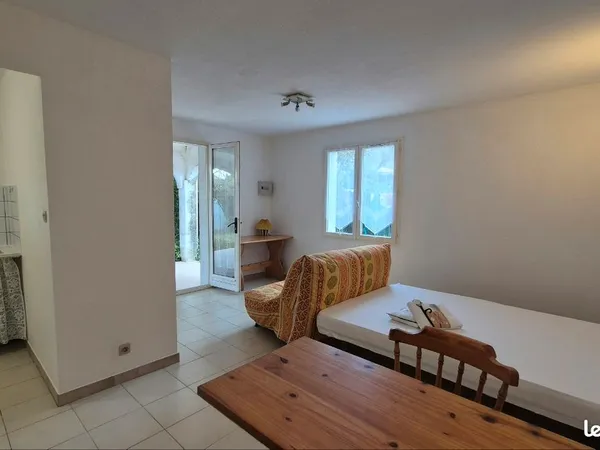 T1 meublé de 28 m² - Calme et lumineux