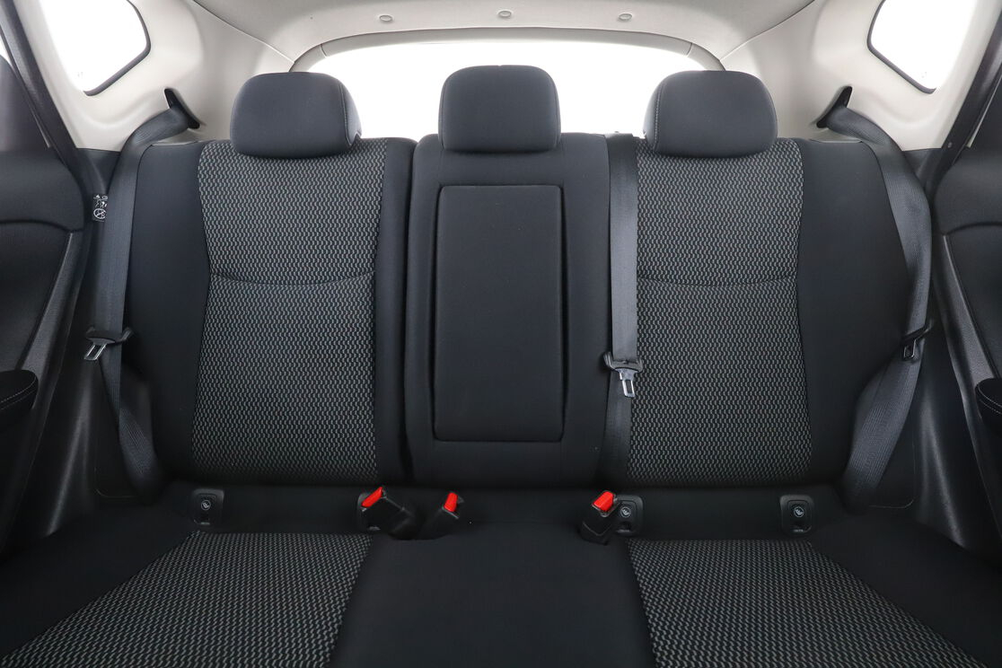 Nissan Pulsar 1.5 dCi — photo 14